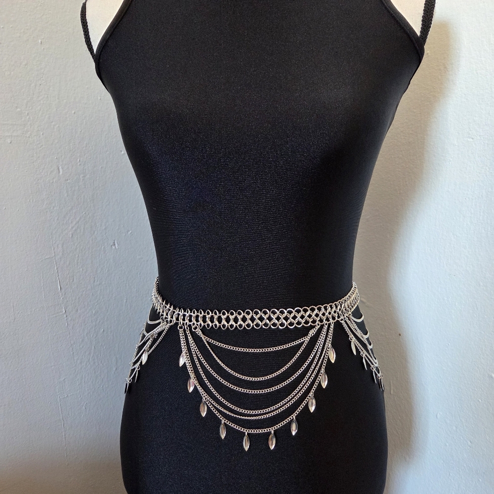 Silver Chain Waist Belt - Picture 2 of 6